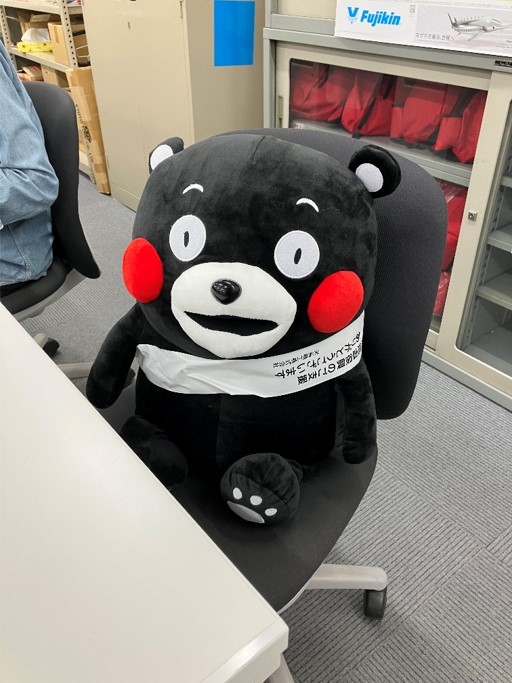 福岡オフィスのくまモン